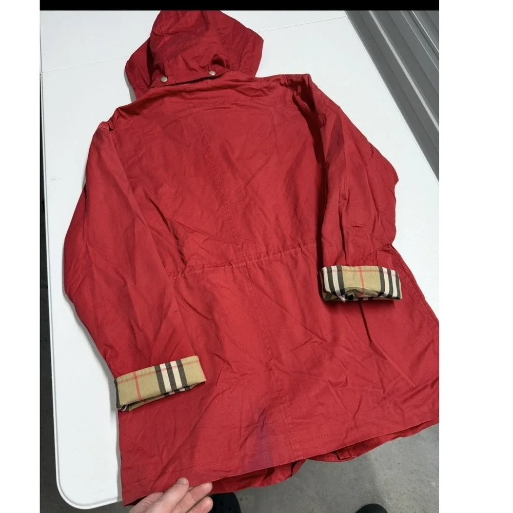 Burberry London Red Hooded parka Barn Jacket Nova Check Lining Womens Coat - Picture 7 of 10
